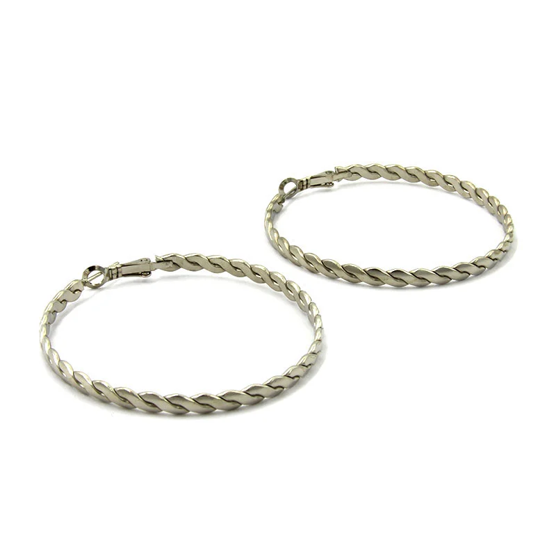Aretes Acero Plateado Tipo Arracada Trenzado Hueca 55mm