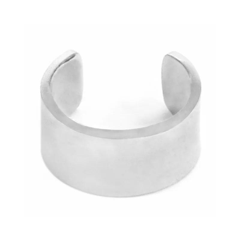 Ear Cuff Acero Inoxidable Plateado Liso 4mm - Aretes