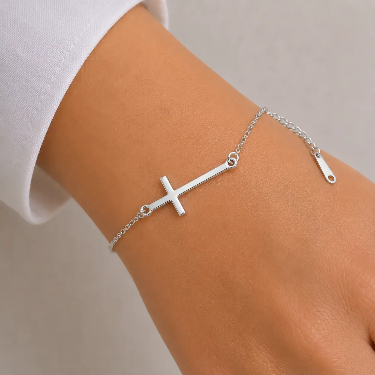 Pulsera Acero Plateado Simbolo Cruz Lisa Sencilla